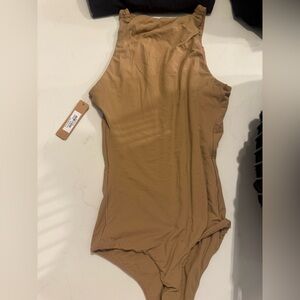 NWT SKIMS Bodysuit - color Sienna